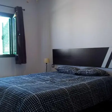 Апартаменти Puerto Del Carmen Sleeps 4 Wifi *
